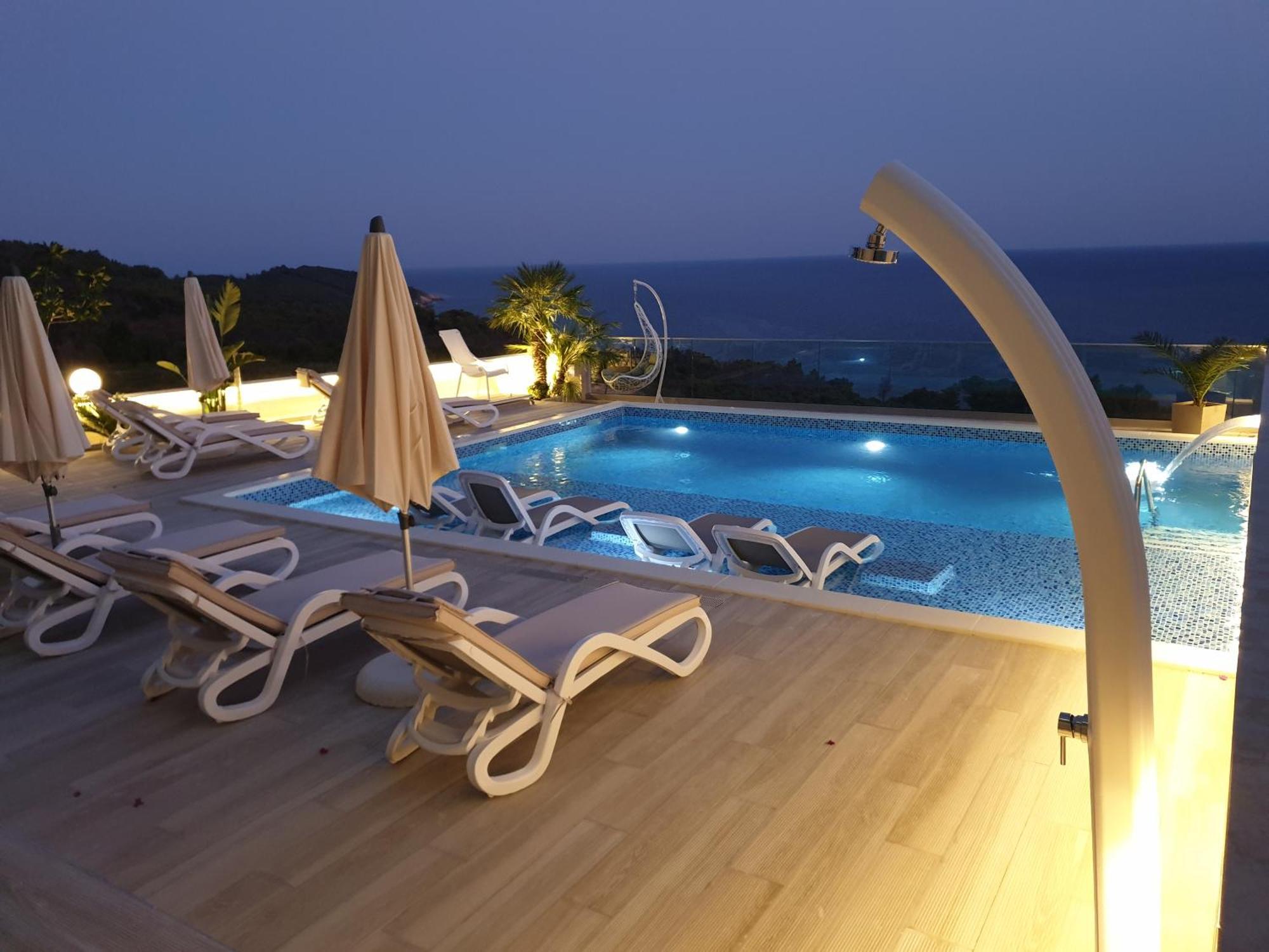 D'hermes * Ulcinj