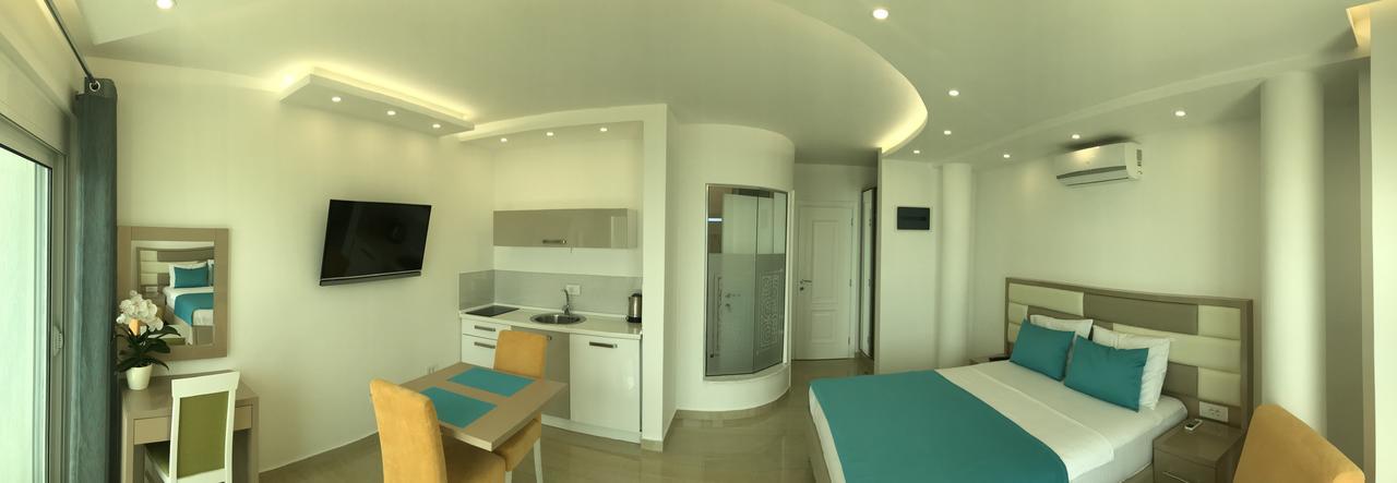 D'hermes * Ulcinj
